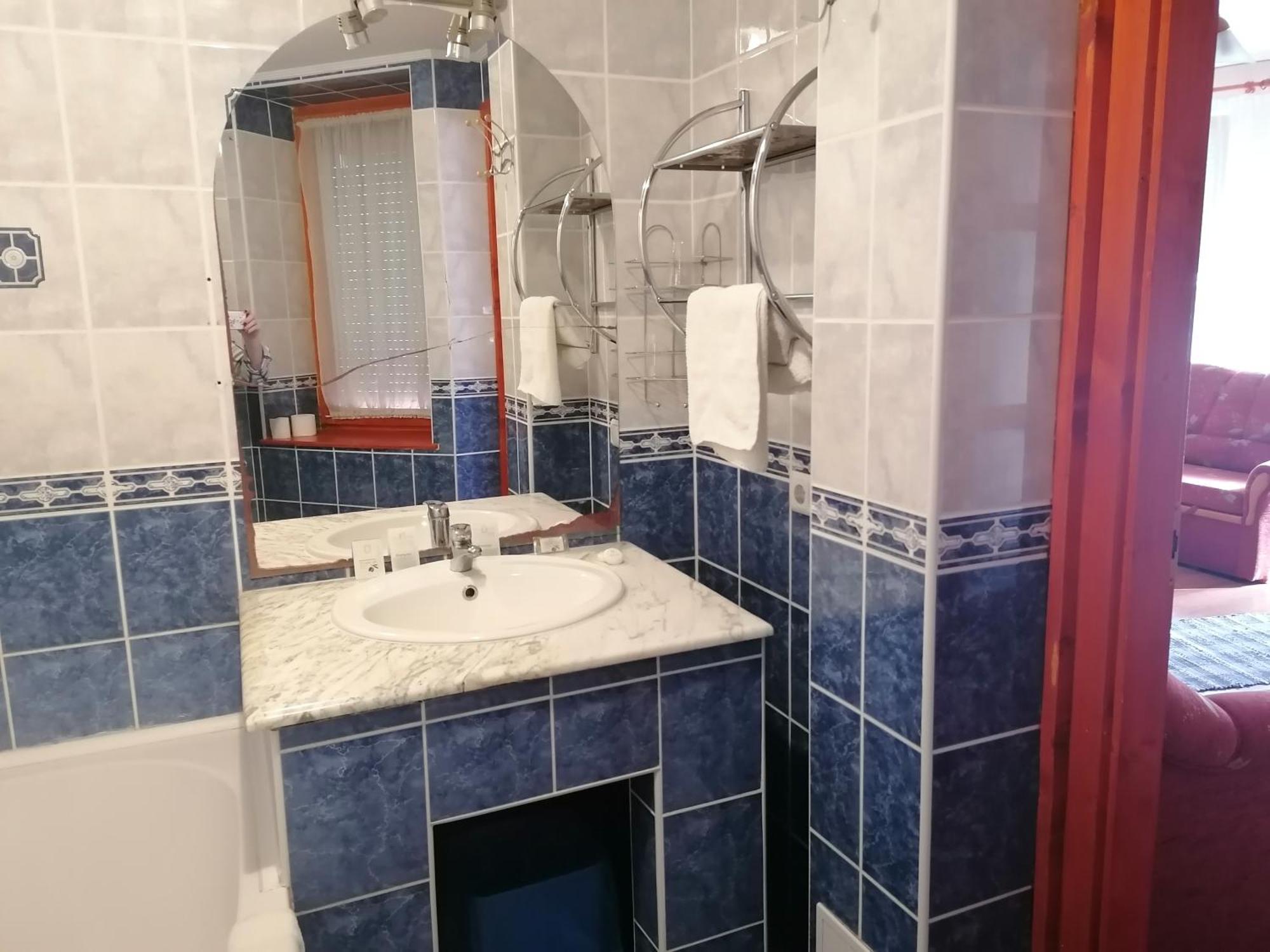 Hotel Iglódi Panzió Kunszentmárton Esterno foto