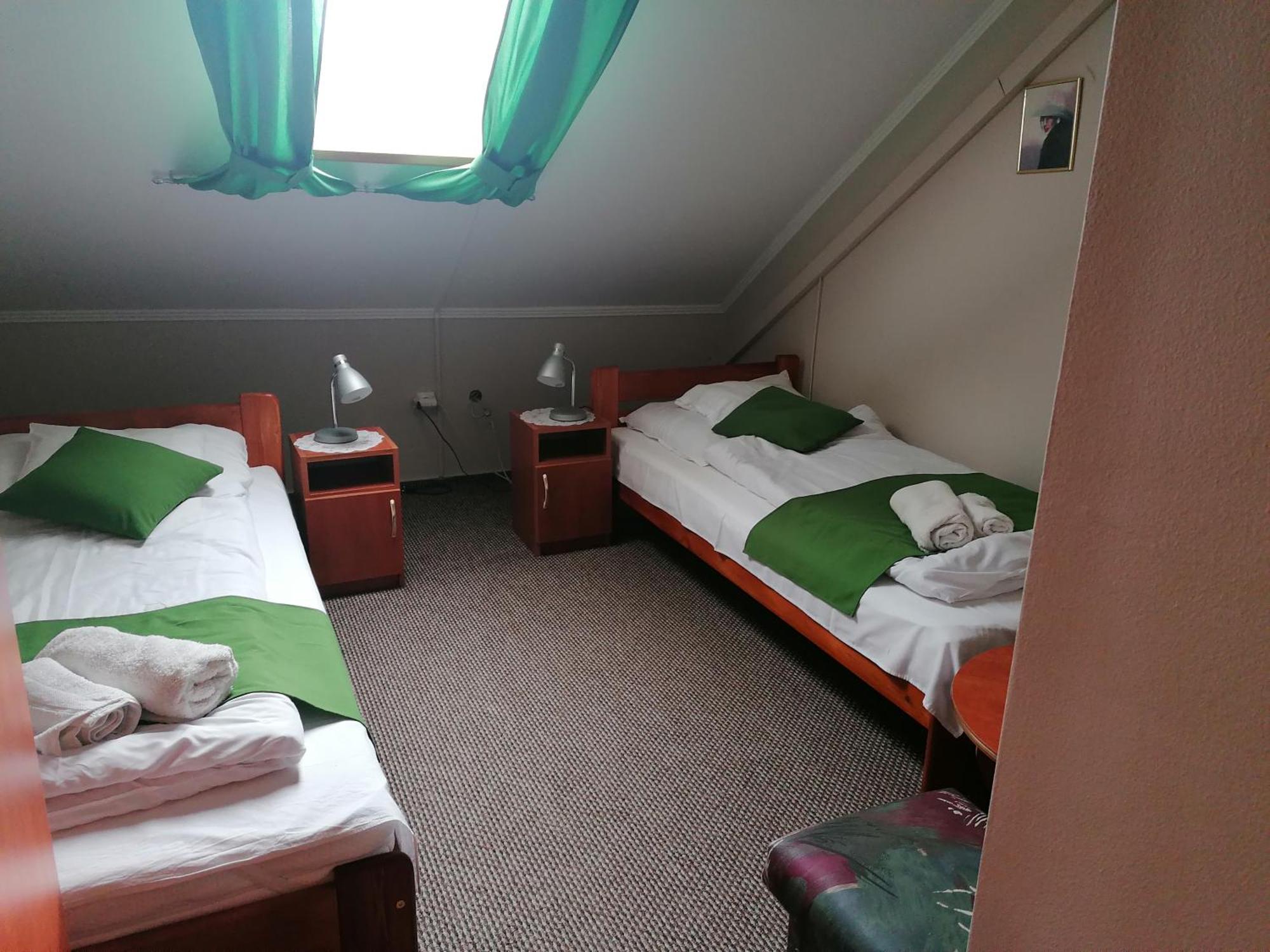 Hotel Iglódi Panzió Kunszentmárton Esterno foto