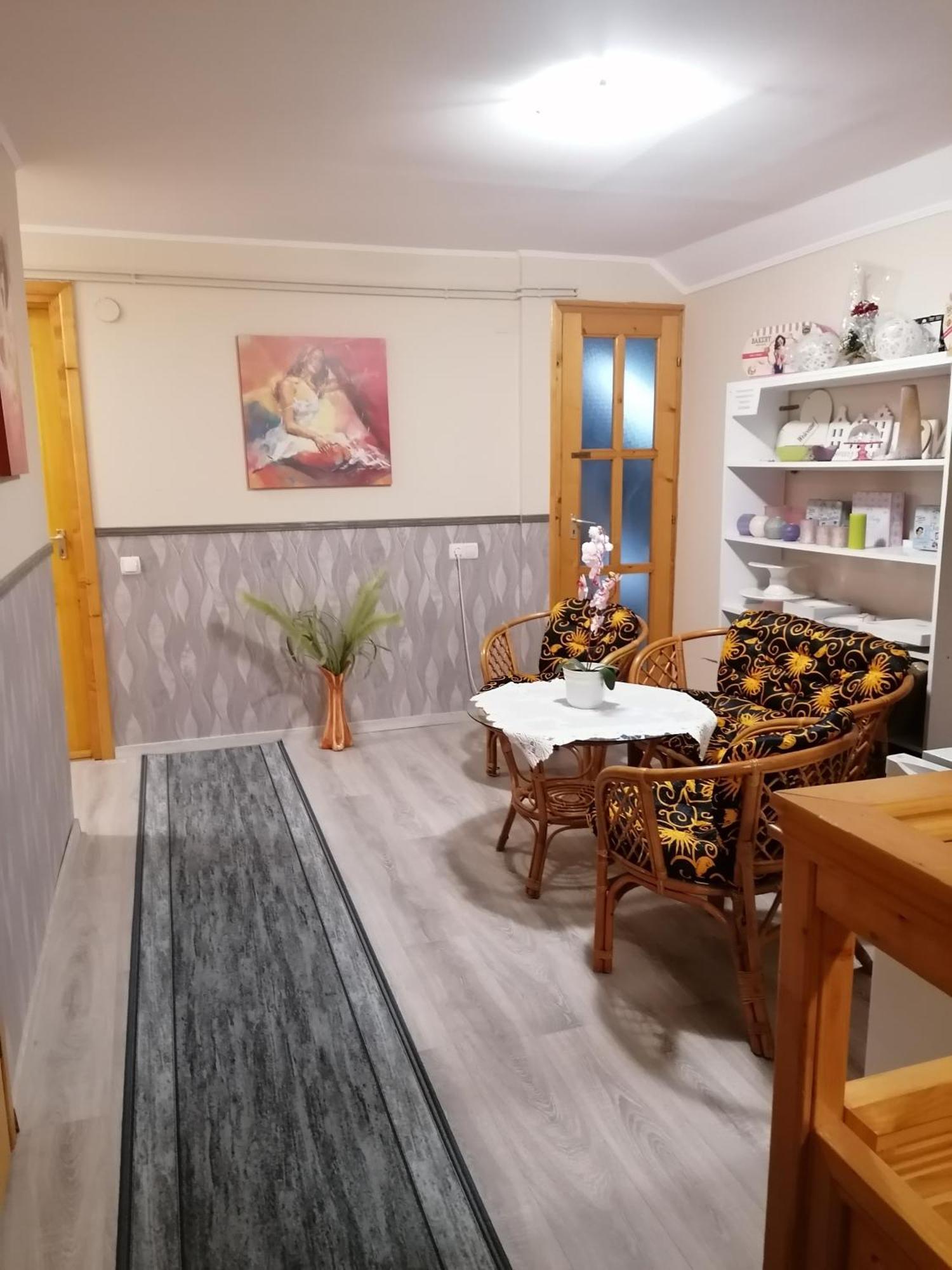 Hotel Iglódi Panzió Kunszentmárton Esterno foto